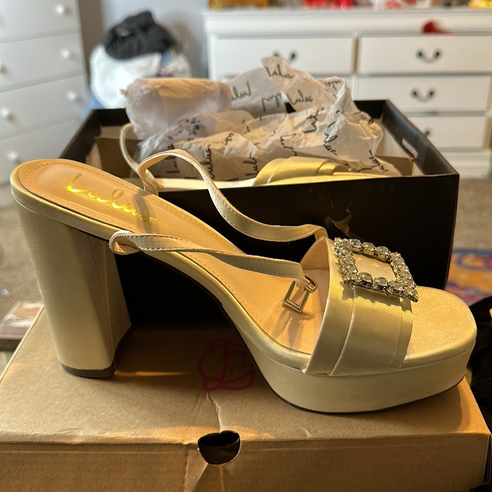 New Formal Platform - Picture 2 of 3